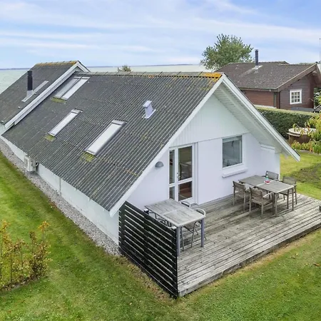 Jolanta - 20m From The Sea By Interhome *