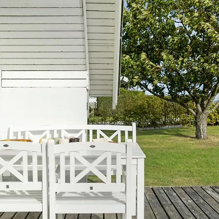 Holiday home Jolanta - 20m From The Sea By Interhome Malling