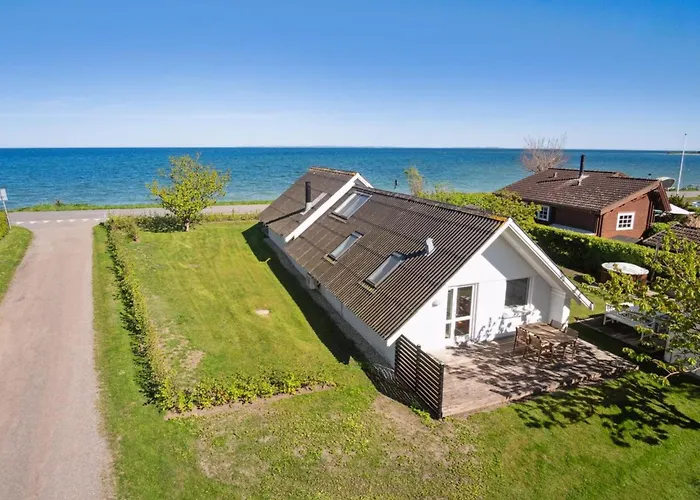 Jolanta - 20m From The Sea By Interhome Feriehus Malling