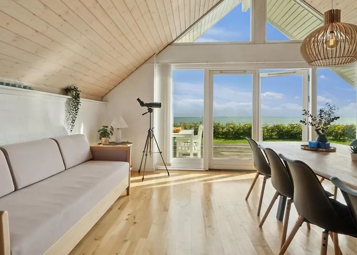 Jolanta - 20m From The Sea By Interhome